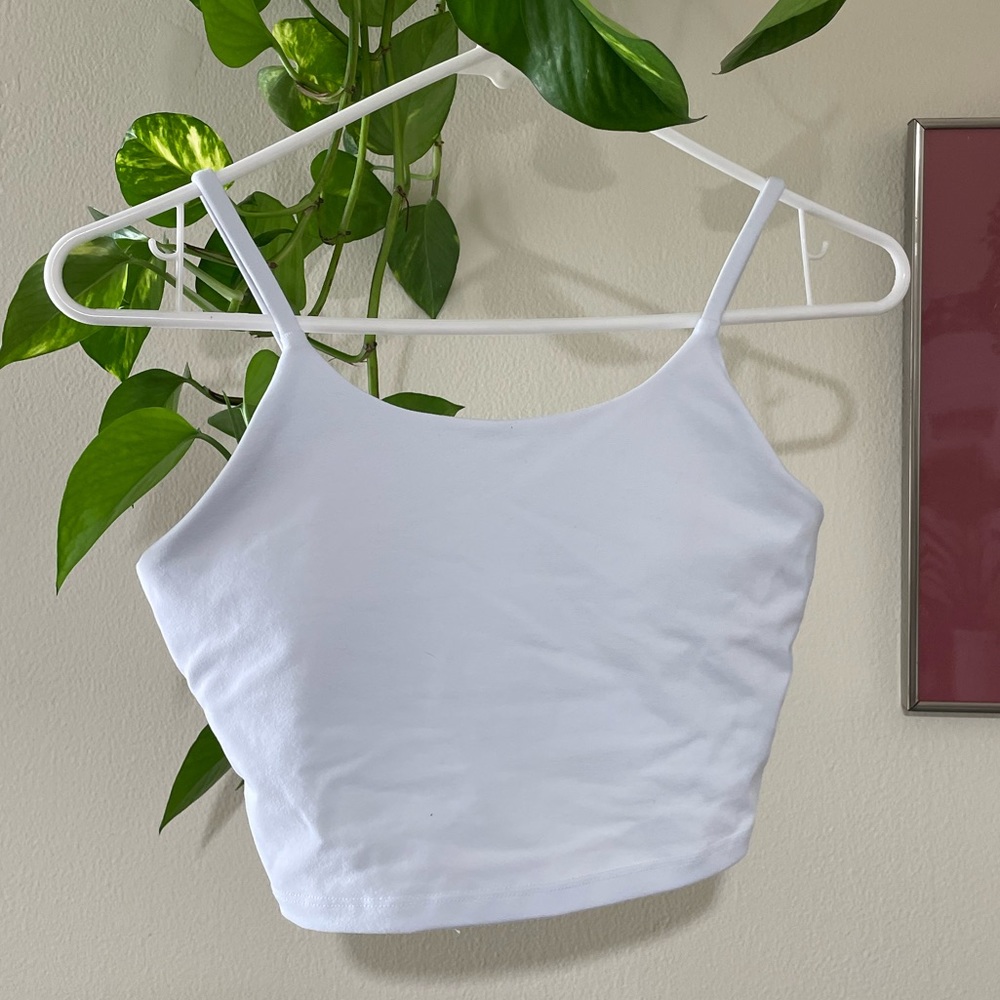 Cropped workout tank with built in bra